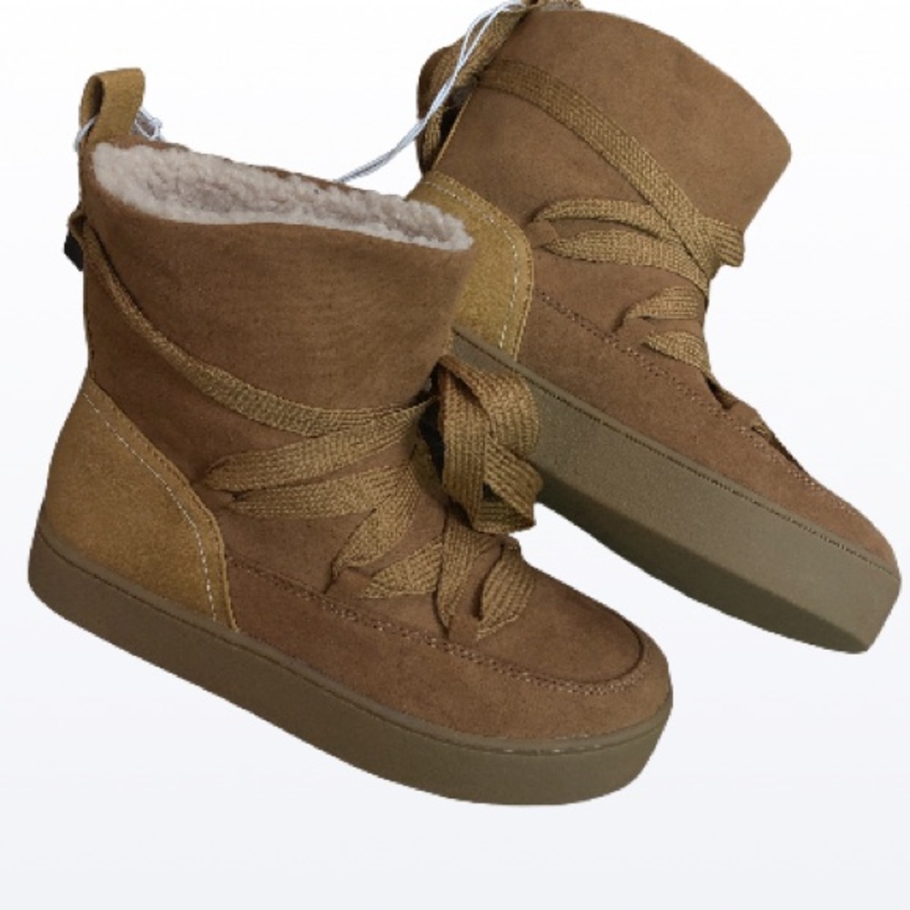 NWT Cognac Suede Moon Boots Sherpa Lined Lace-Up Winter Boots, Women’s Size 6